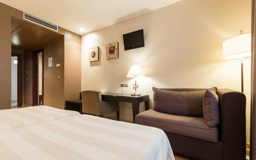 Hotel El Patio La Almunia de Doña Godina Zewnętrze zdjęcie